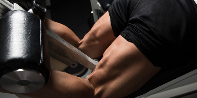 7 Best Gym Machines for Glutes [+ Free Workout Program]