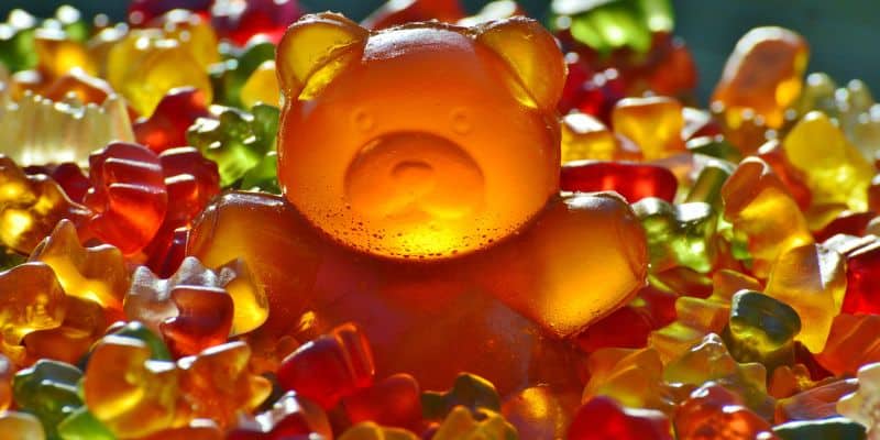 21 Healthy Gummy Snacks and Even Better Alternatives [2025]