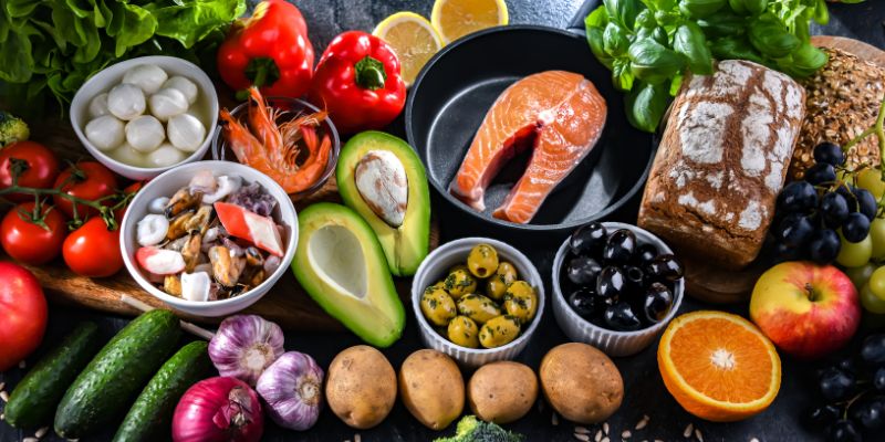 7 Best Mediterranean Diet Cookbooks for Beginners